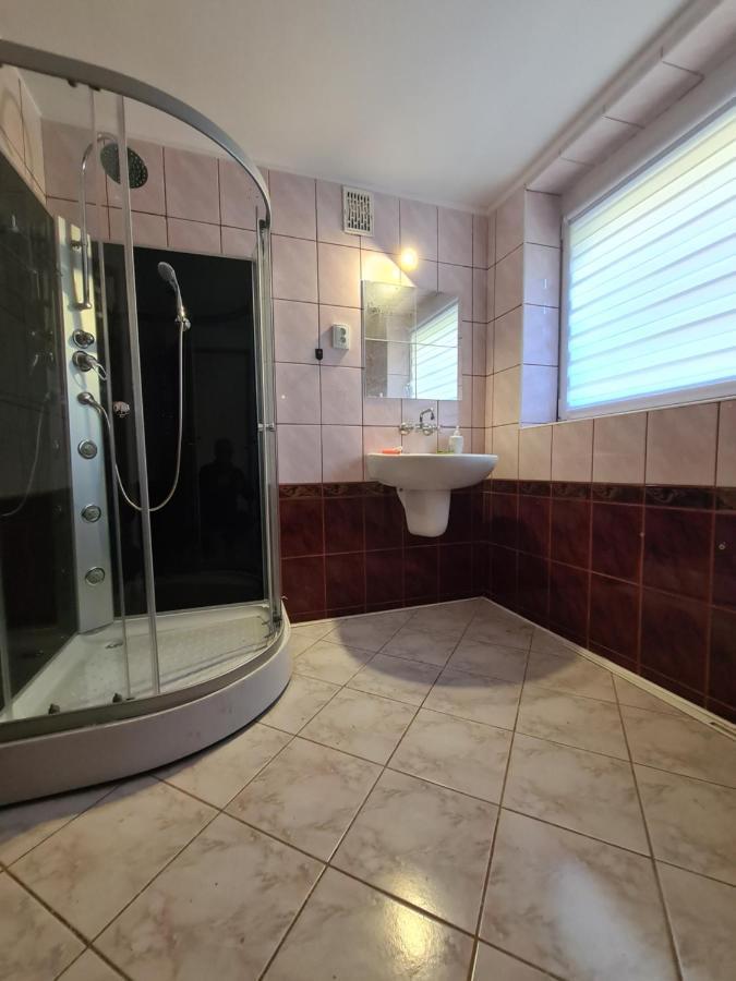 Apartamenty Willa Naskarpie Jacuzzi Sauna Basen Visla Exteriér fotografie